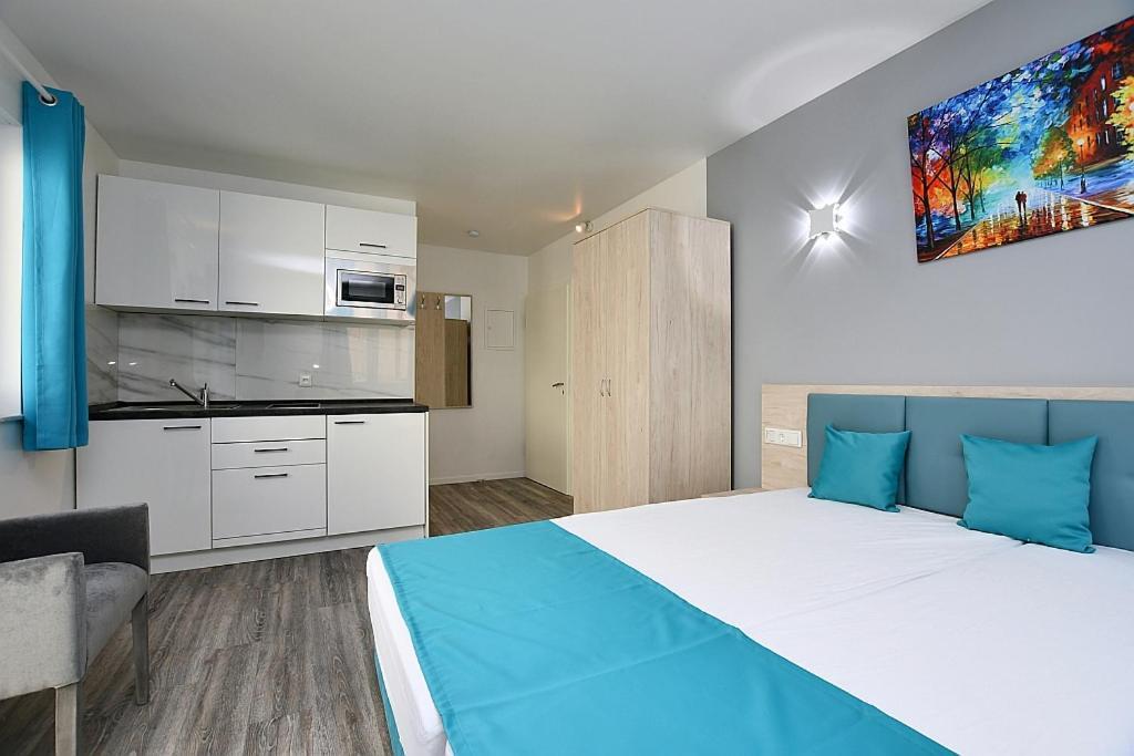 City-Hotel Zuffenhausen - Apartments Штутгарт Экстерьер фото