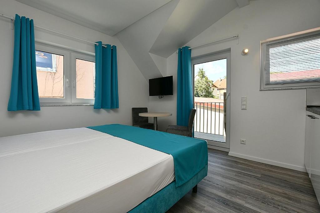 City-Hotel Zuffenhausen - Apartments Штутгарт Экстерьер фото